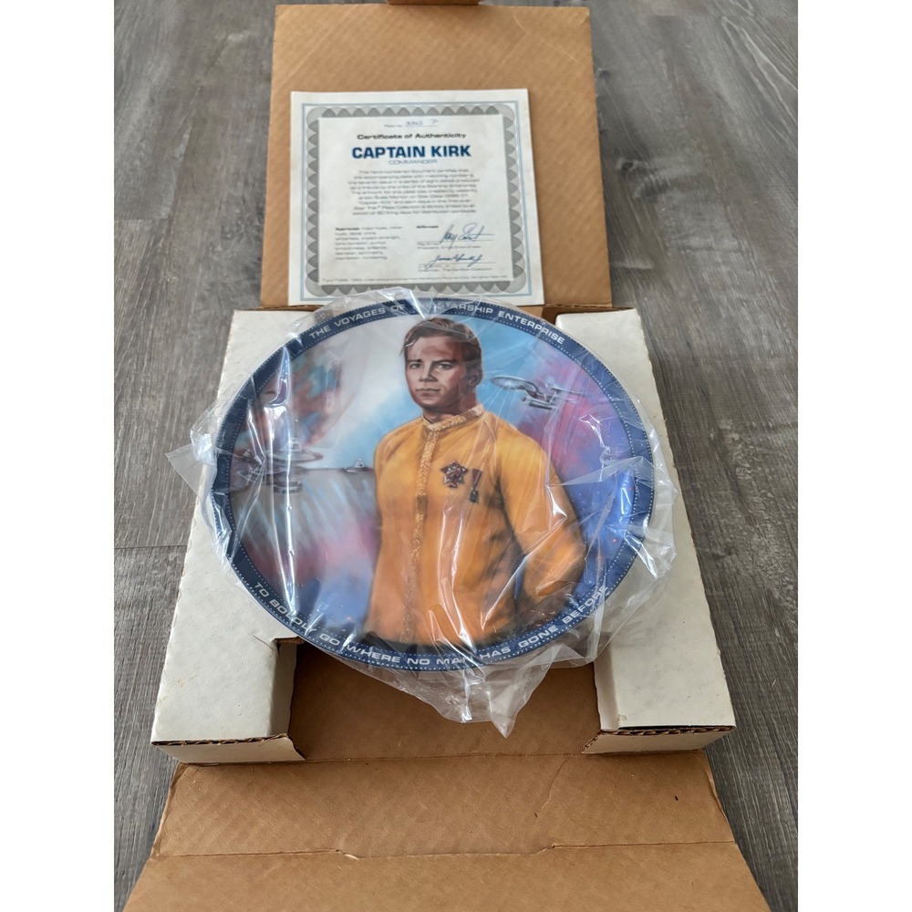 Star Trek‎ Captain Kirk Hamilton Collection Collector Plate Susie Morton 3365P